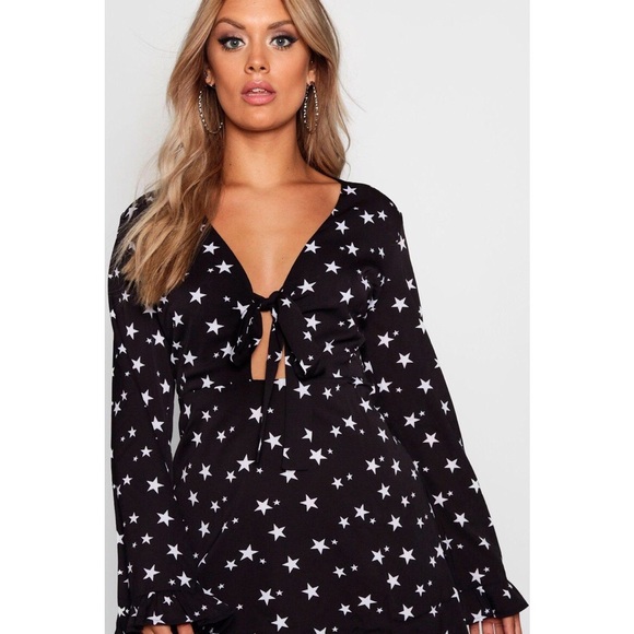 Boohoo Plus Dresses & Skirts - Boohoo Ivy Star Printed Tie Front Skater Dress
